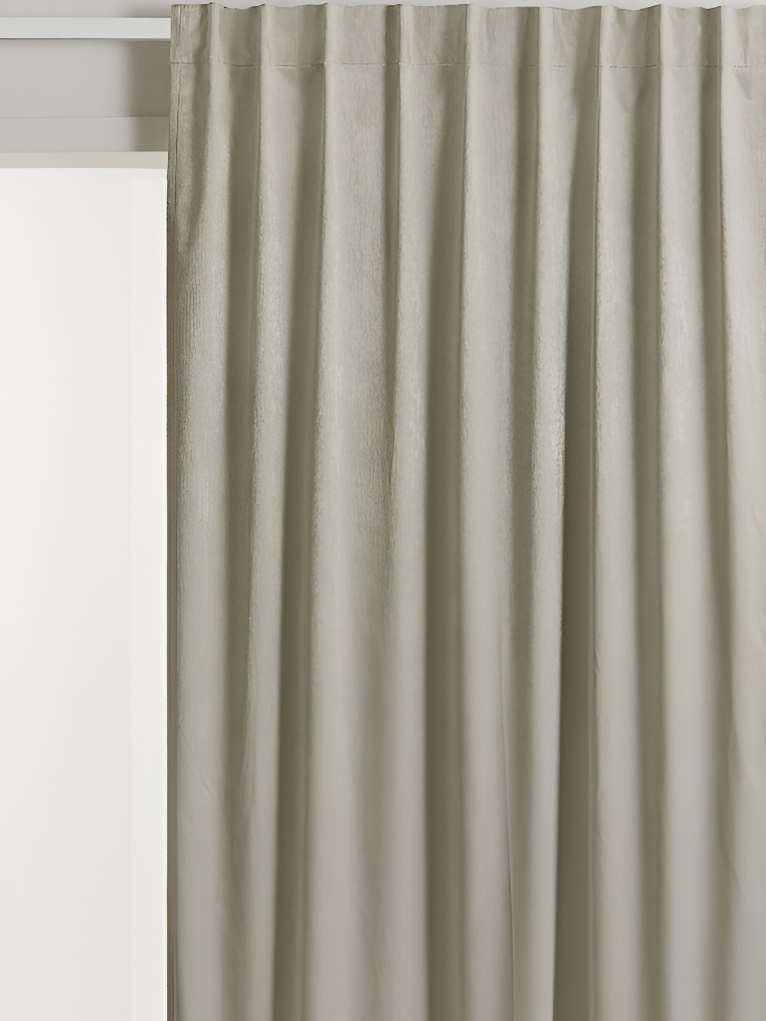 

H&M Beige 1-Pack Long And Wide Blackout Curtain Length