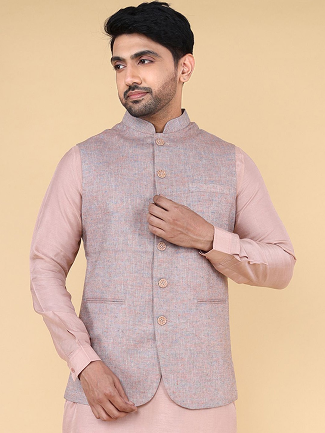 

ZOIS Men Mandarin Collar Nehru Jacket, Peach