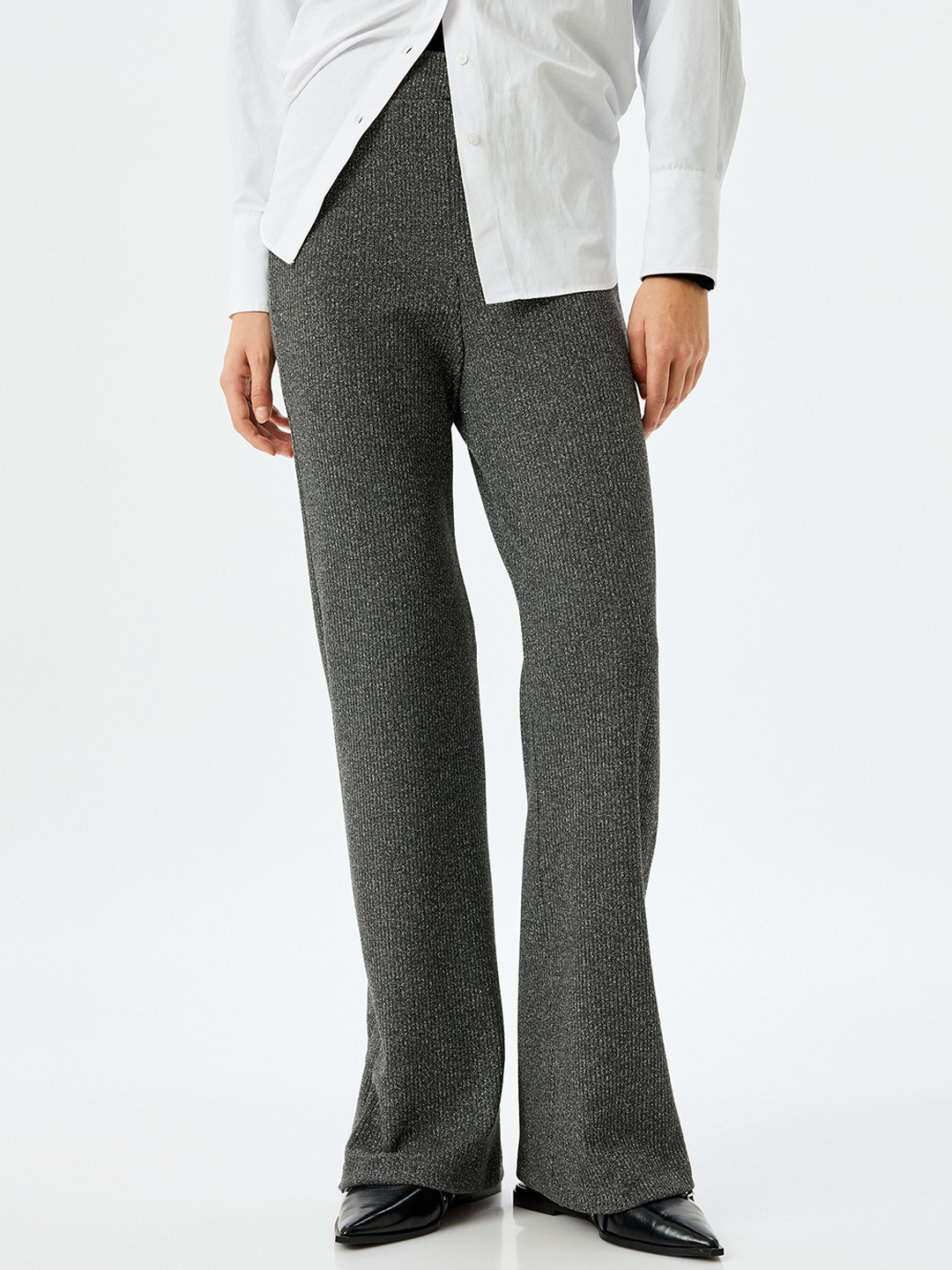 

Koton Women Textured Trousers, Grey
