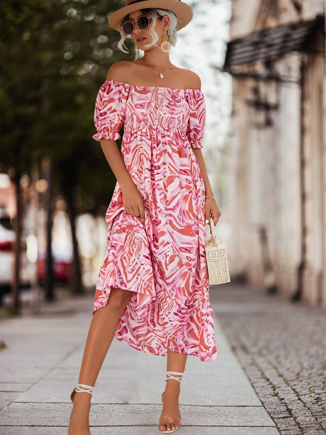 

StyleCast Printed Square Neck Puff Sleeves Smocked Fit and Flare Midi Dress, Pink