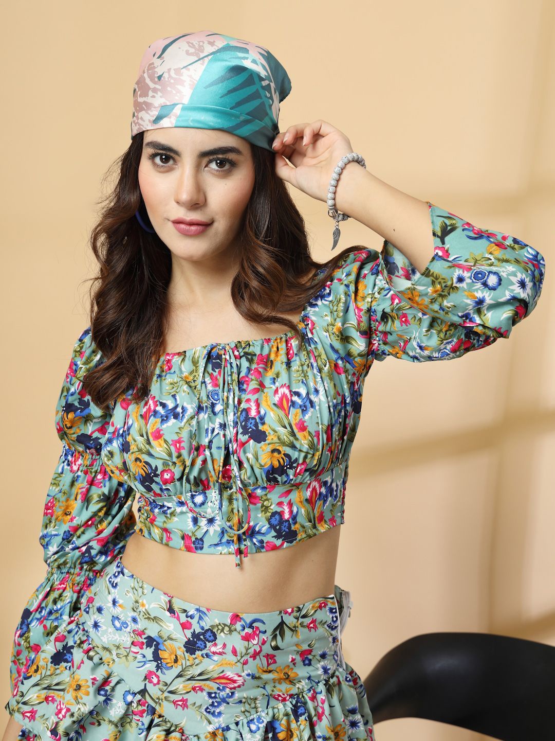 

Oomph! Floral Print Bell Sleeve Crepe Crop Top, Blue