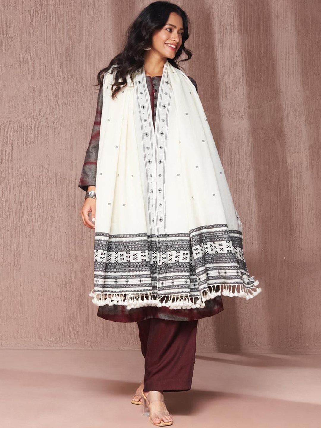 

Fabindia Geometric Woven Design Woollen Shawl, White