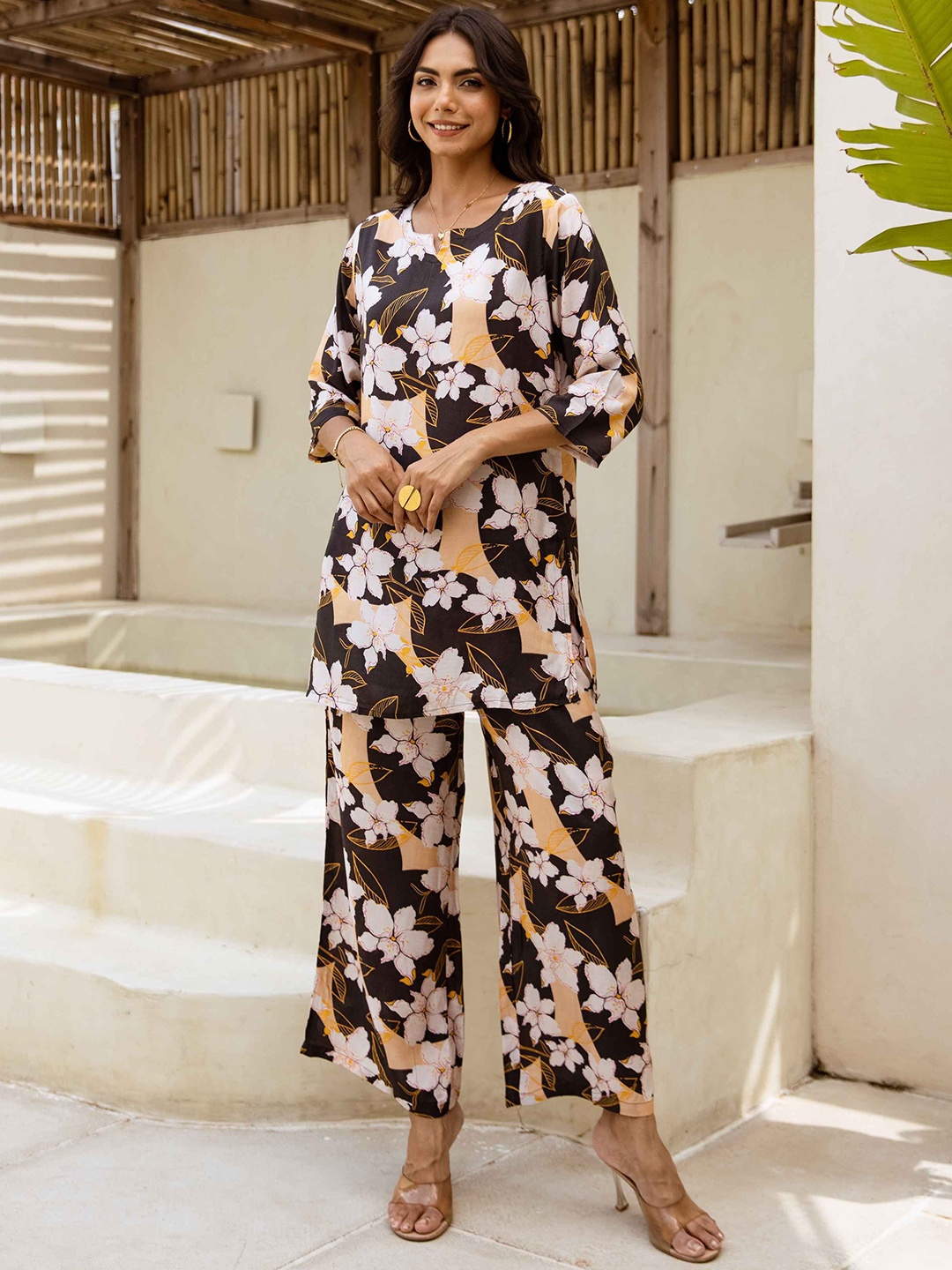 

HUKUM Notch Neck Floral Printed Pure Silk Top & Palazzos, Brown