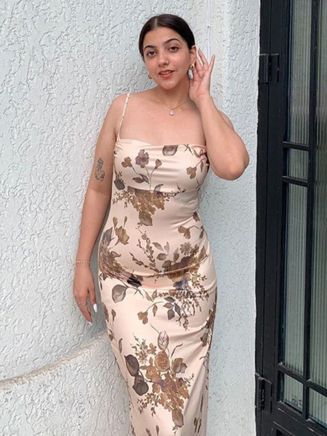 

KPOP Women Floral Printed Shoulder Straps Sleeveless Bodycon Dress, Brown