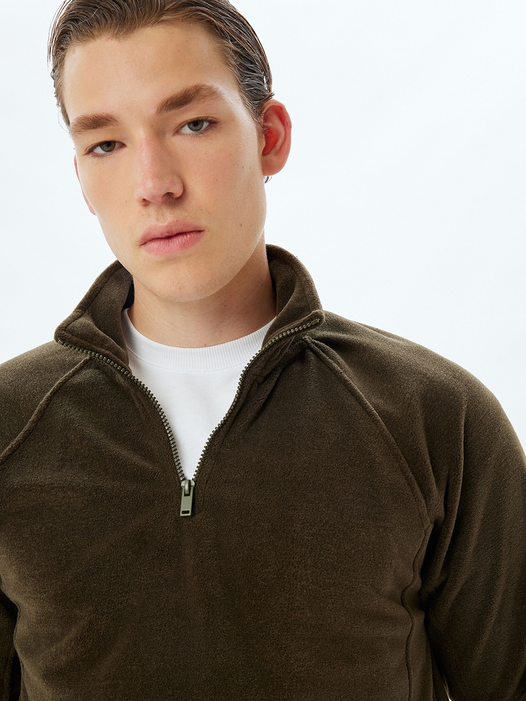 

Koton Men Sweatshirt, Khaki