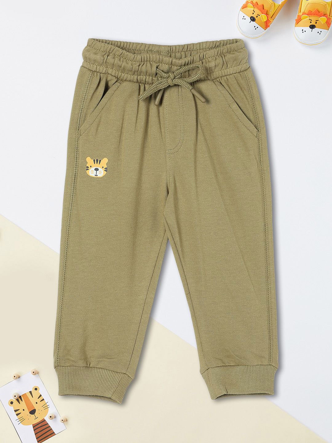 

max Boys Regular Fit Mid-Rise Cotton Joggers, Olive