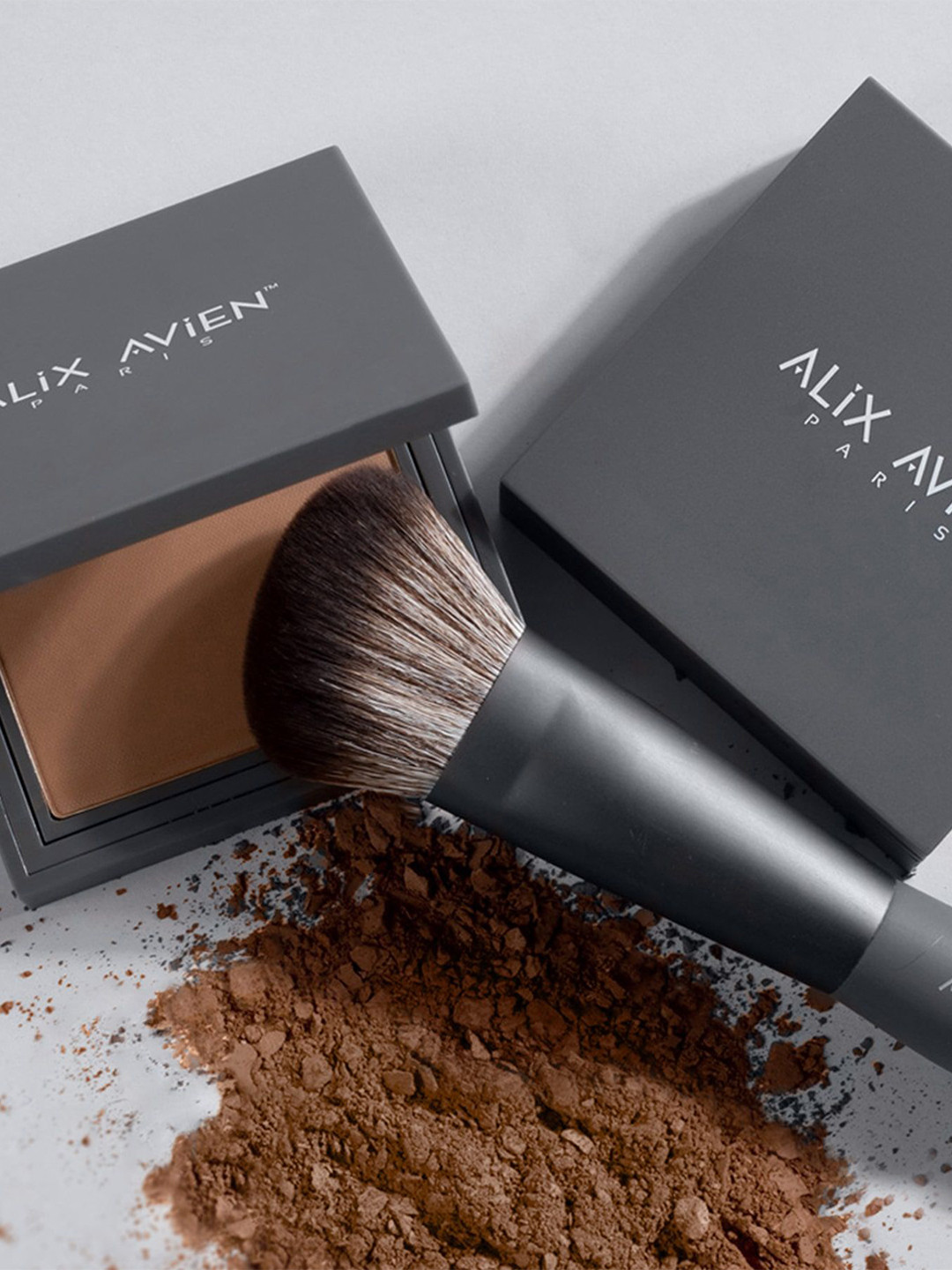 

ALIX AVIEN PARIS Bronzing Powder- 9. 5 g- Deep Bronze 302, Transparent