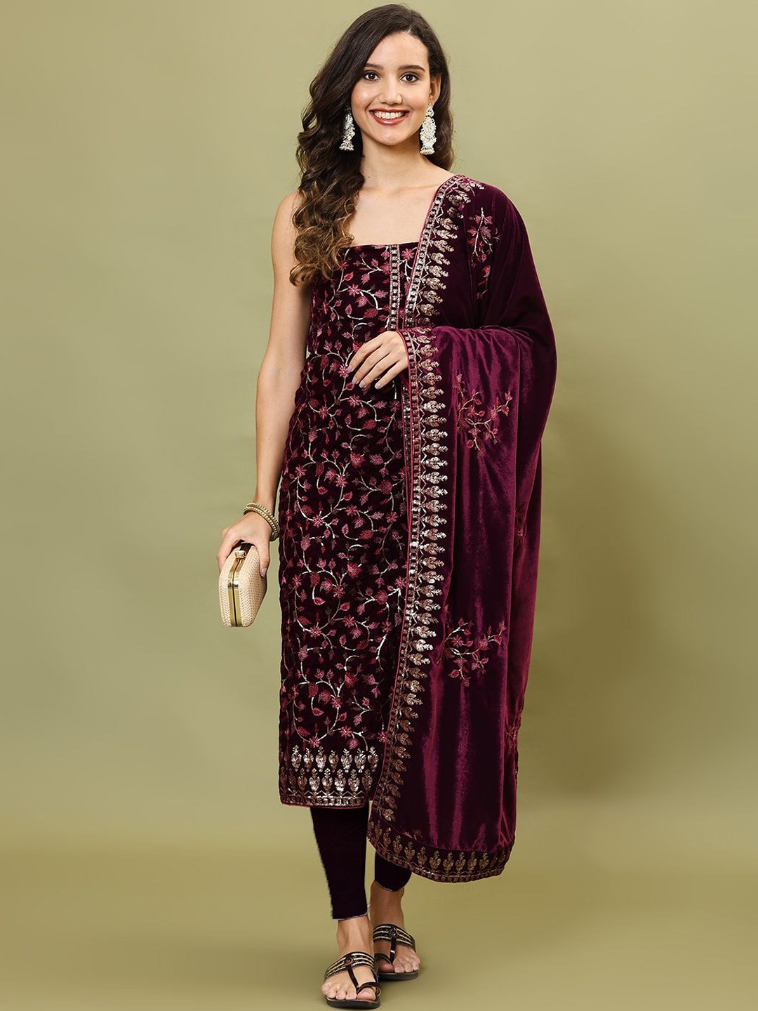 

Meena Bazaar Floral Embroidered Sequinned Velvet Unstitched Dress Material, Burgundy