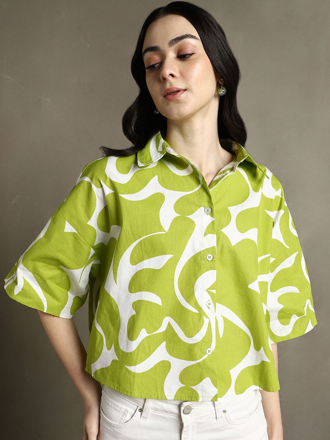 

DL Woman Spread Collar Abstract Printed Cotton Oversized Casual Shirt, Green