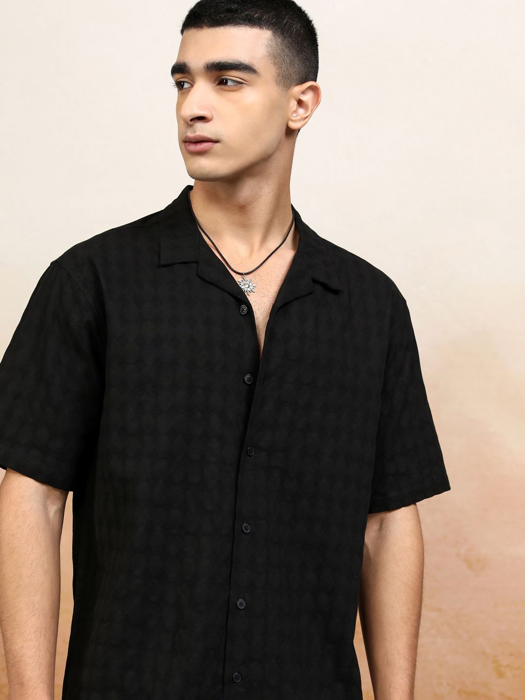 

HIGHLANDER Men Mocklino Dobby Textured Solid Cuban Collar Relaxed Shirt, Black