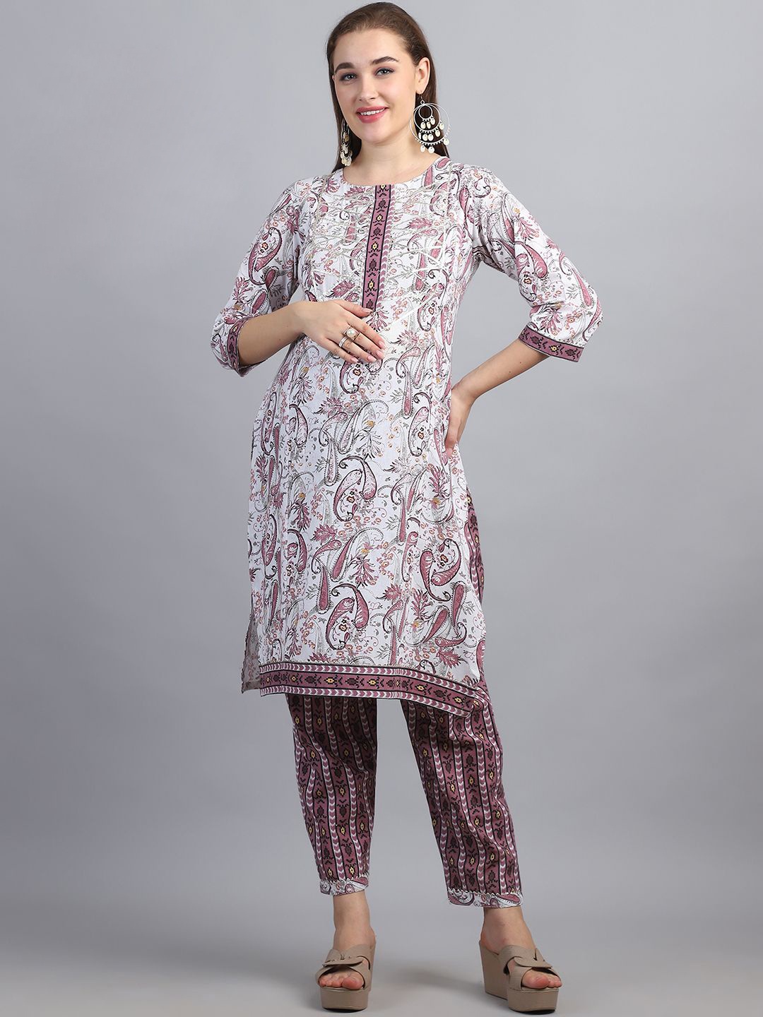 

Moms Maternity Paisley Printed Pure Cotton Straight Kurta with Trousers, White