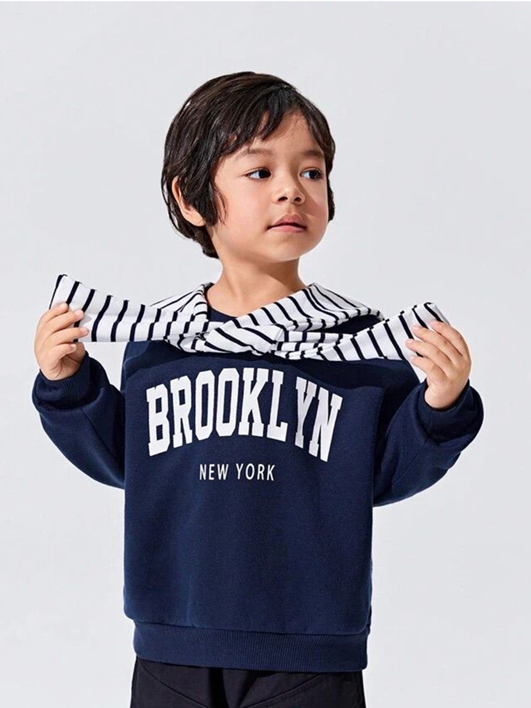 

TABADTOD Kids Printed Hooded Sweatshirt, Navy blue