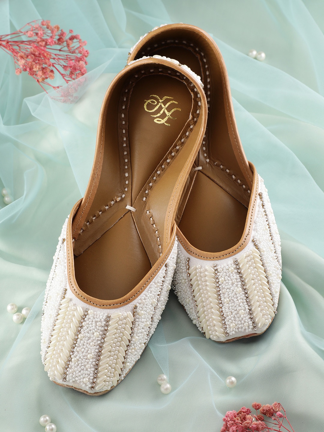 

House of Pataudi Women Beads Embellished Mojaris, White