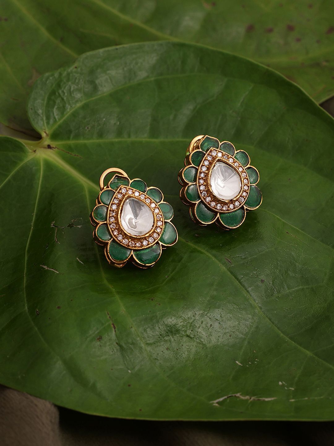 

Ruby Raang Gold-Plated Kundan Studded Contemporary Studs Earrings