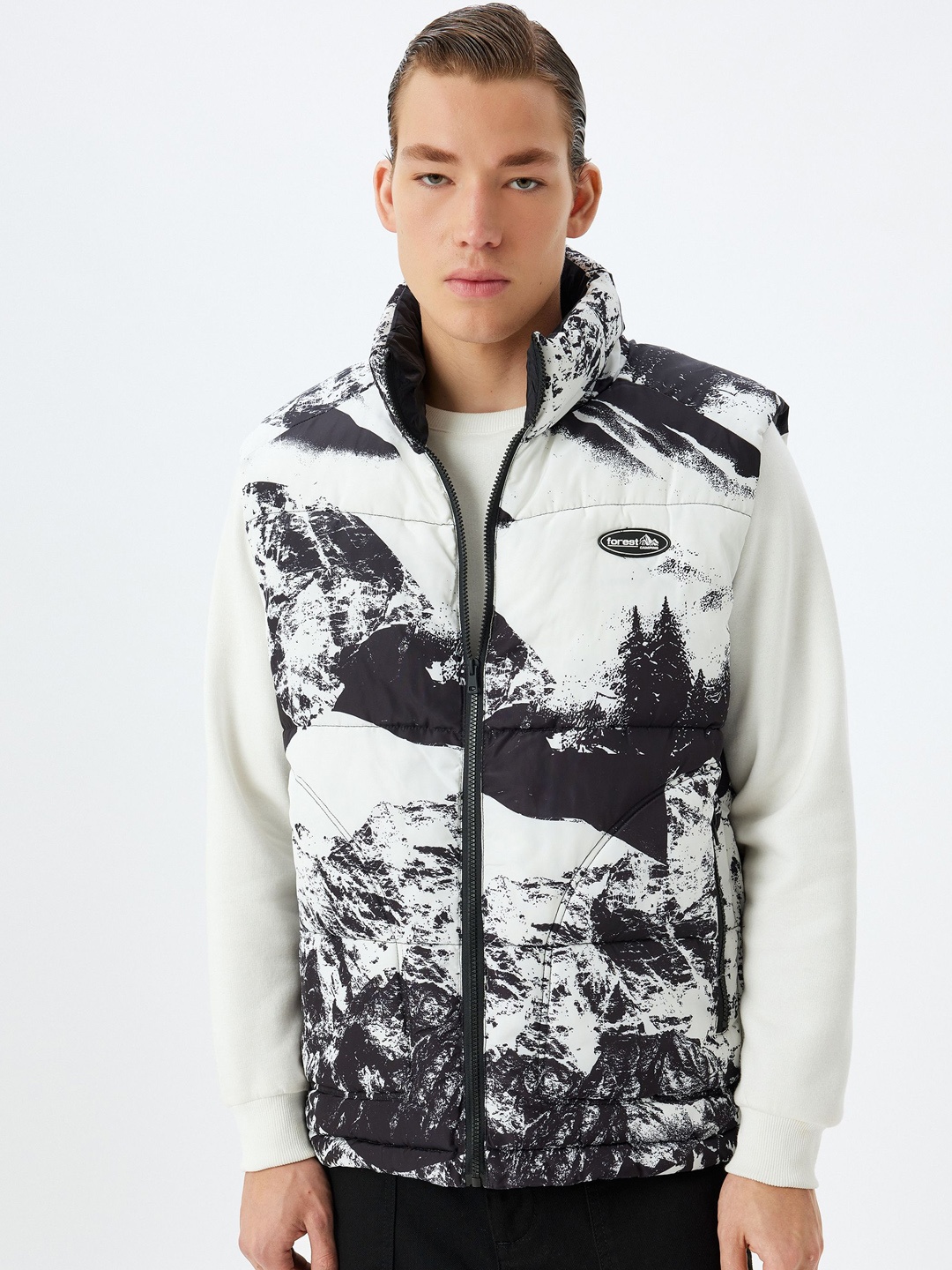 

Koton Abstract Printed Mock Collar Sleeveless Padded Jacket, Black