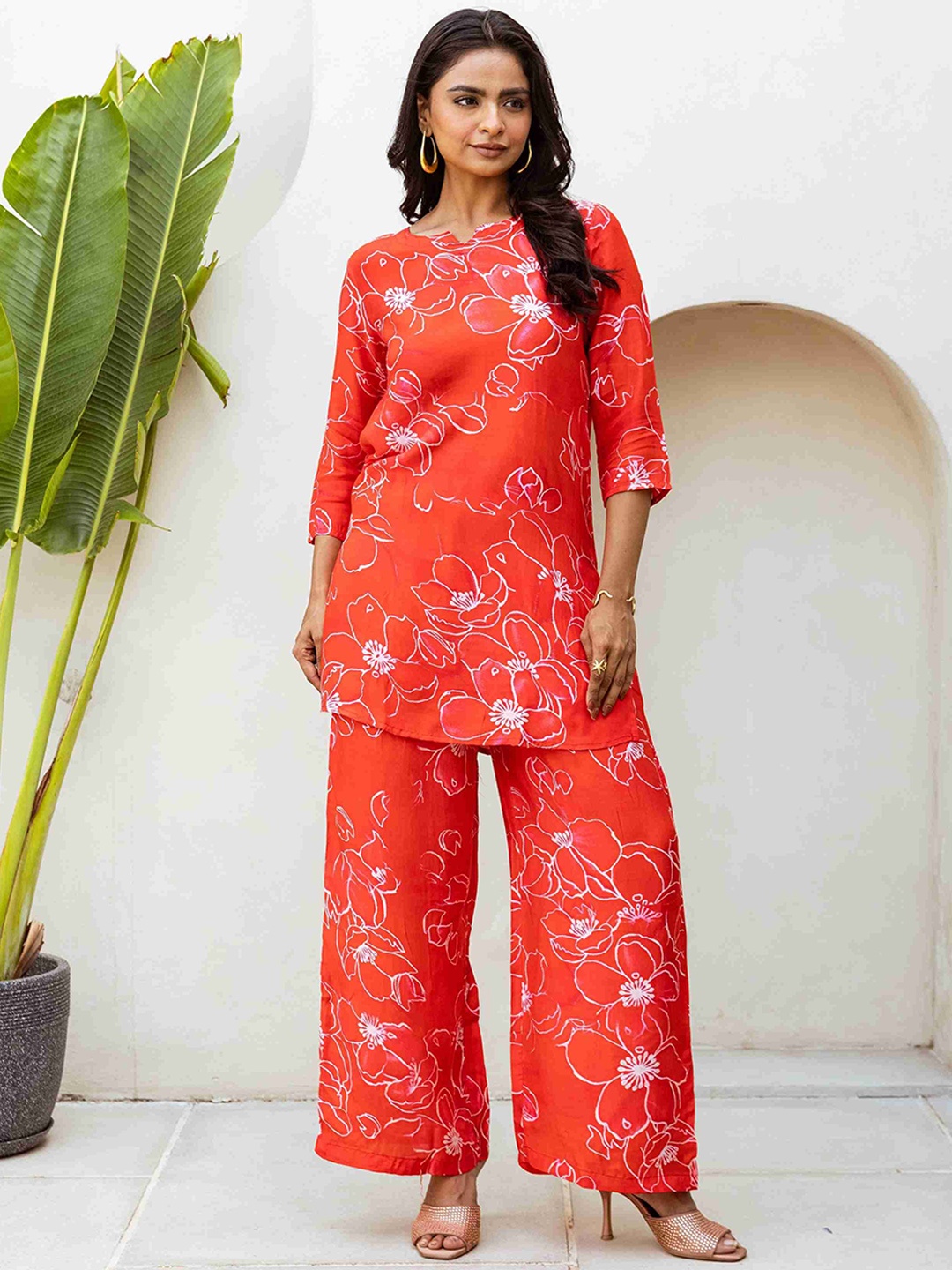 

HUKUM Floral Printed Pure Silk Tunic With Palazzo, Red