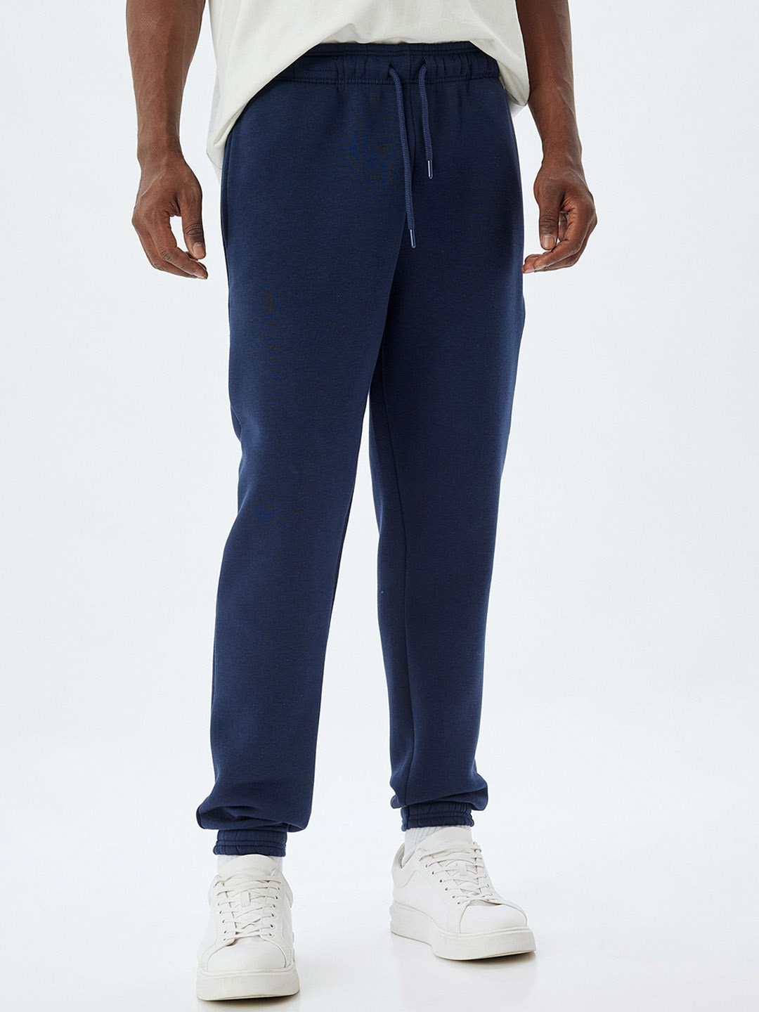 

Koton Men Regular Fit Mid-Rise Joggers, Navy blue