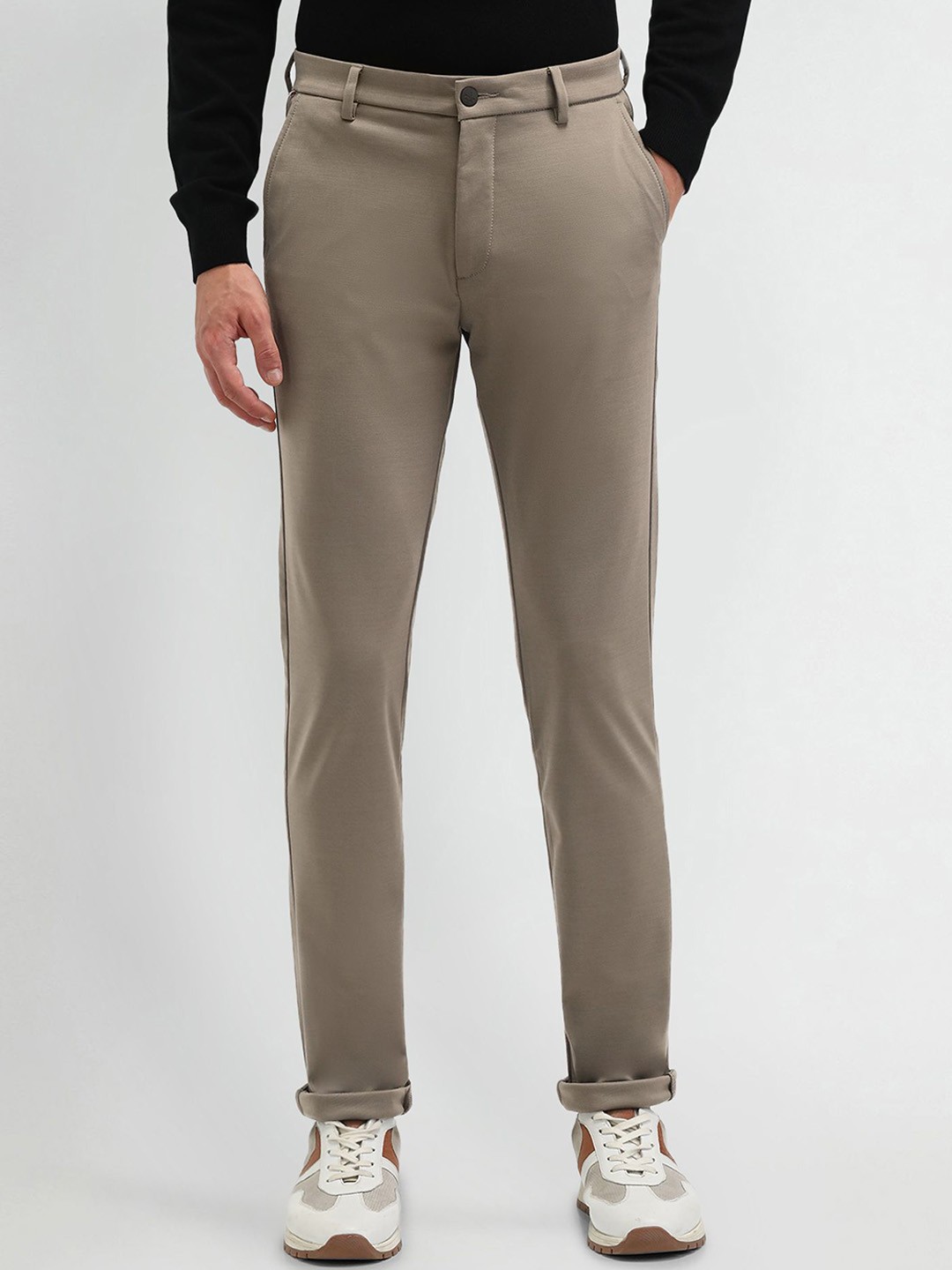 

Arrow Sport Men Urban Slim Fit Mid-Rise Chinos Trousers, Beige