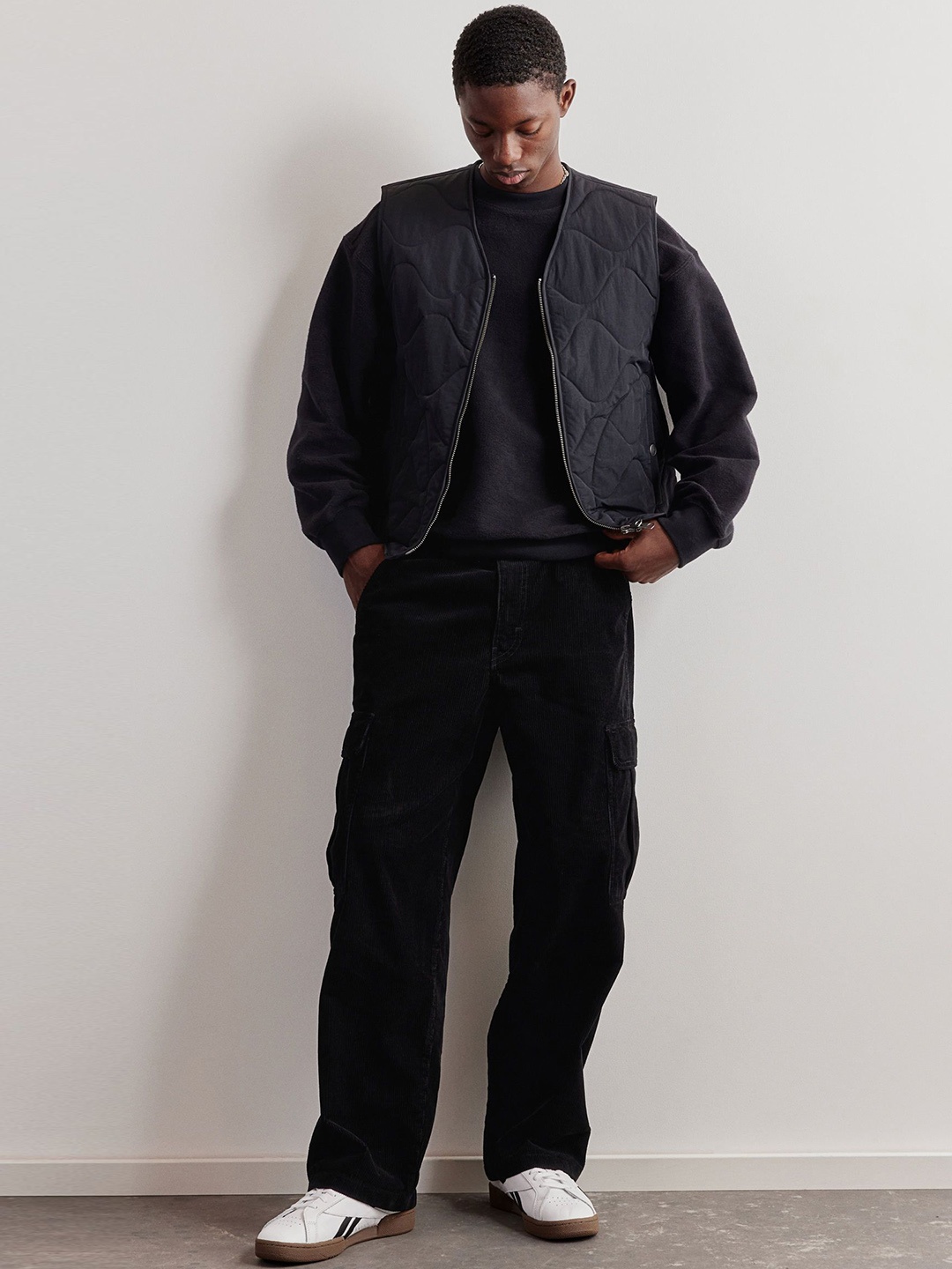 

H&M Loose-Fit Corduroy Cargo Trousers, Black