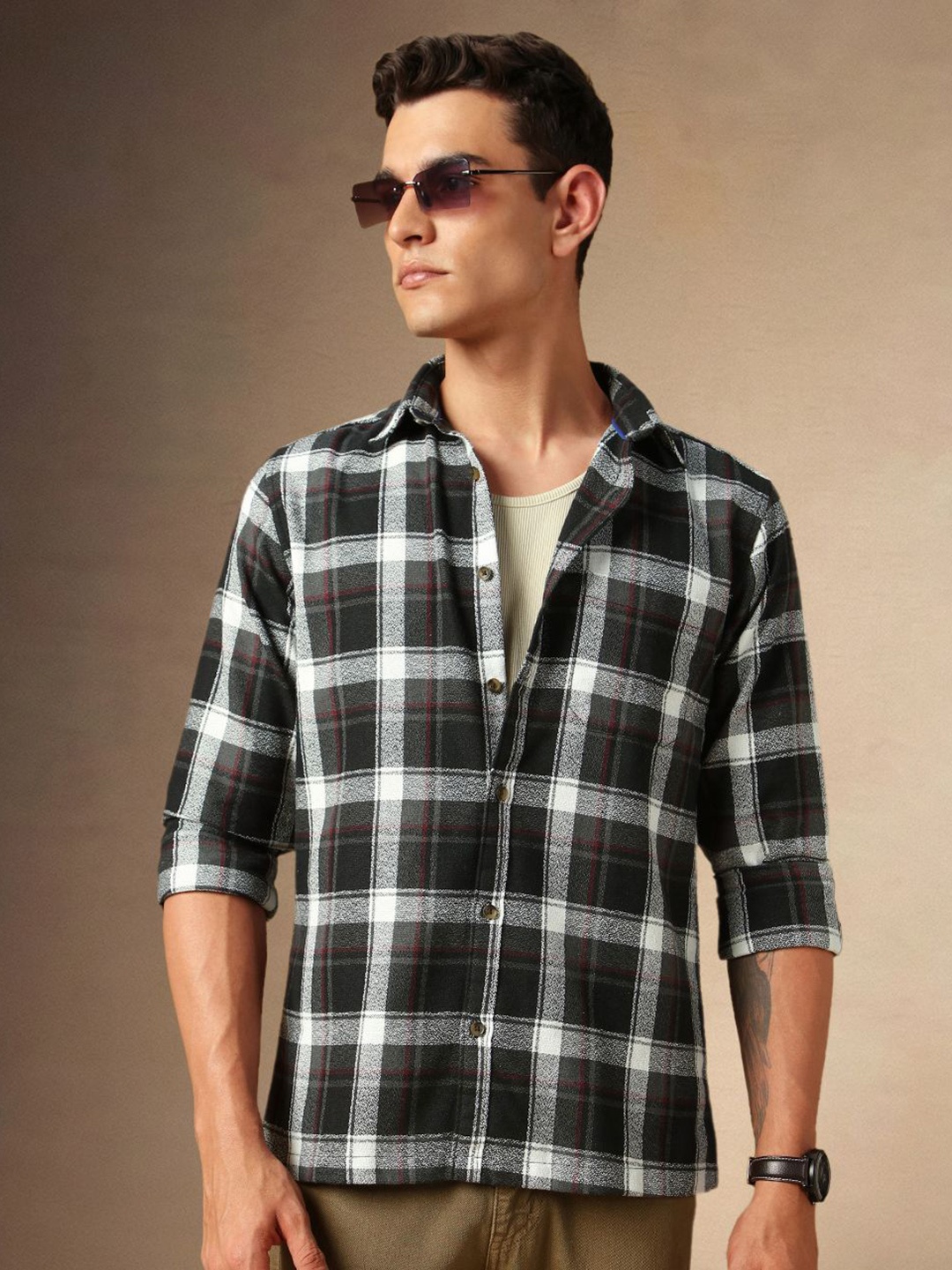 

Dennis Lingo Men Tartan Checks Opaque Checked Casual Shirt, Black