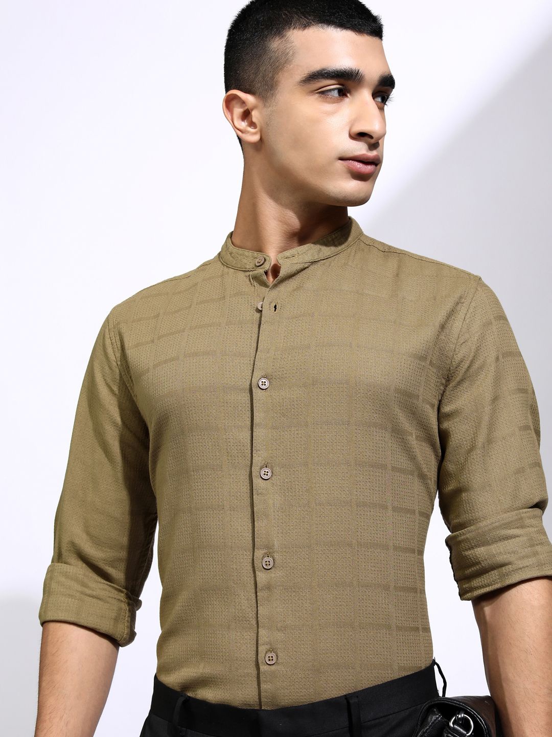 

HIGHLANDER Men Dobby Textured Checked Mandarin Collar Casual Shirt, Khaki