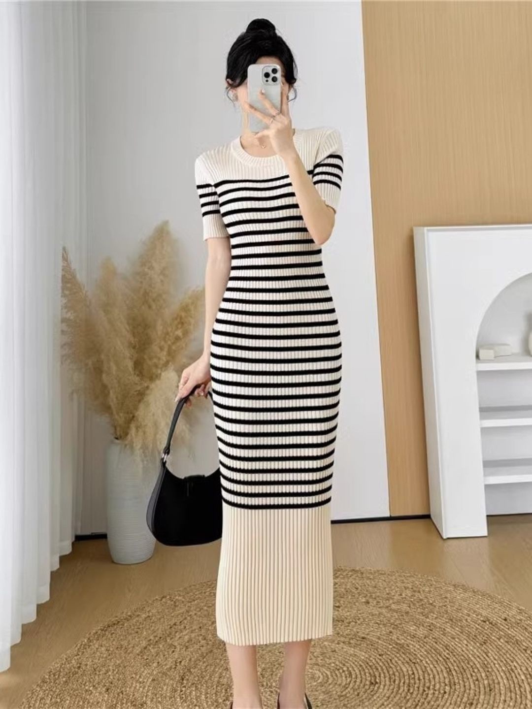 

KPOP women Striped Round Neck Short Sleeves Bodycon Midi Dress, White