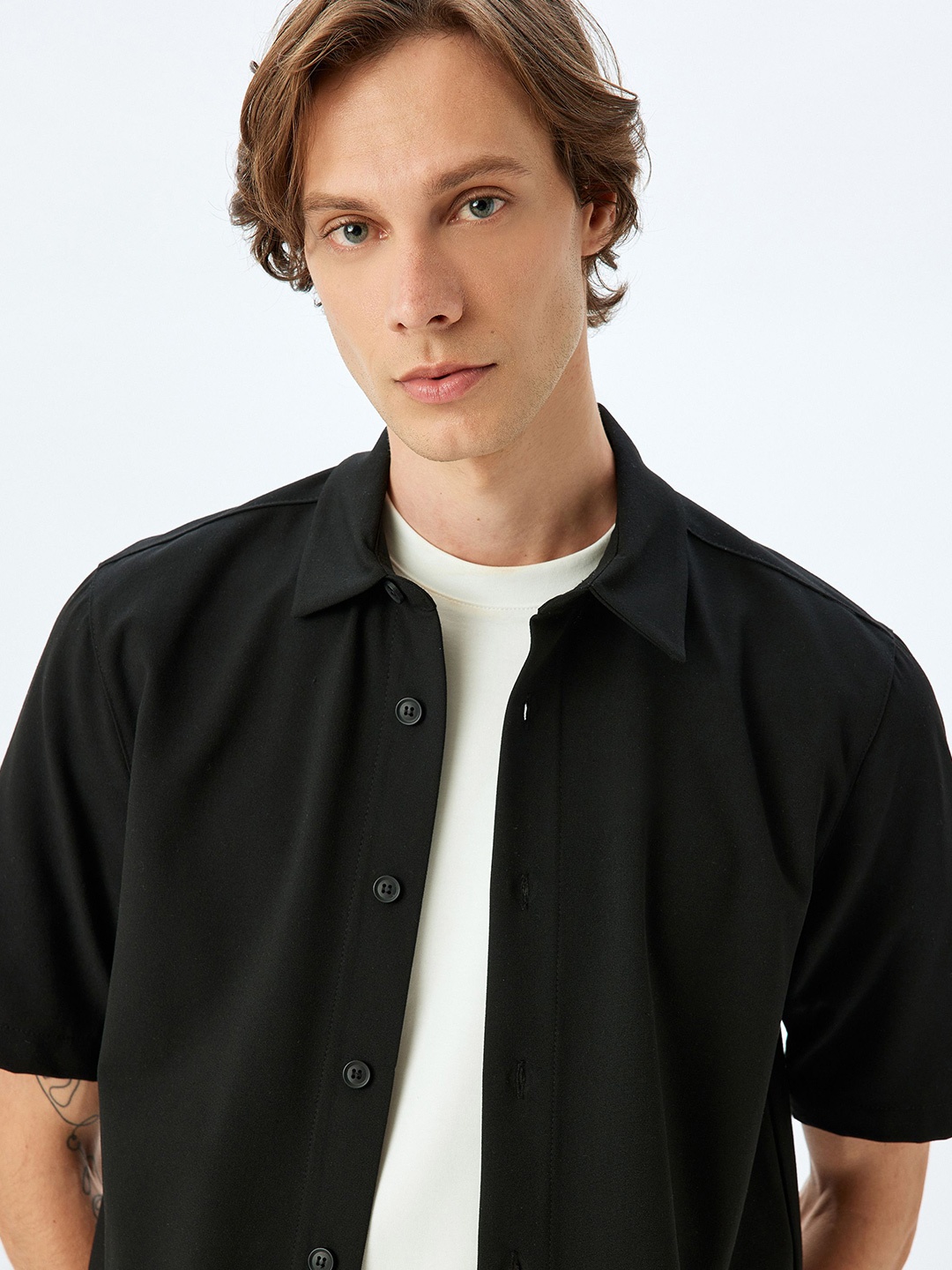 

Koton Men Opaque Casual Shirt, Black