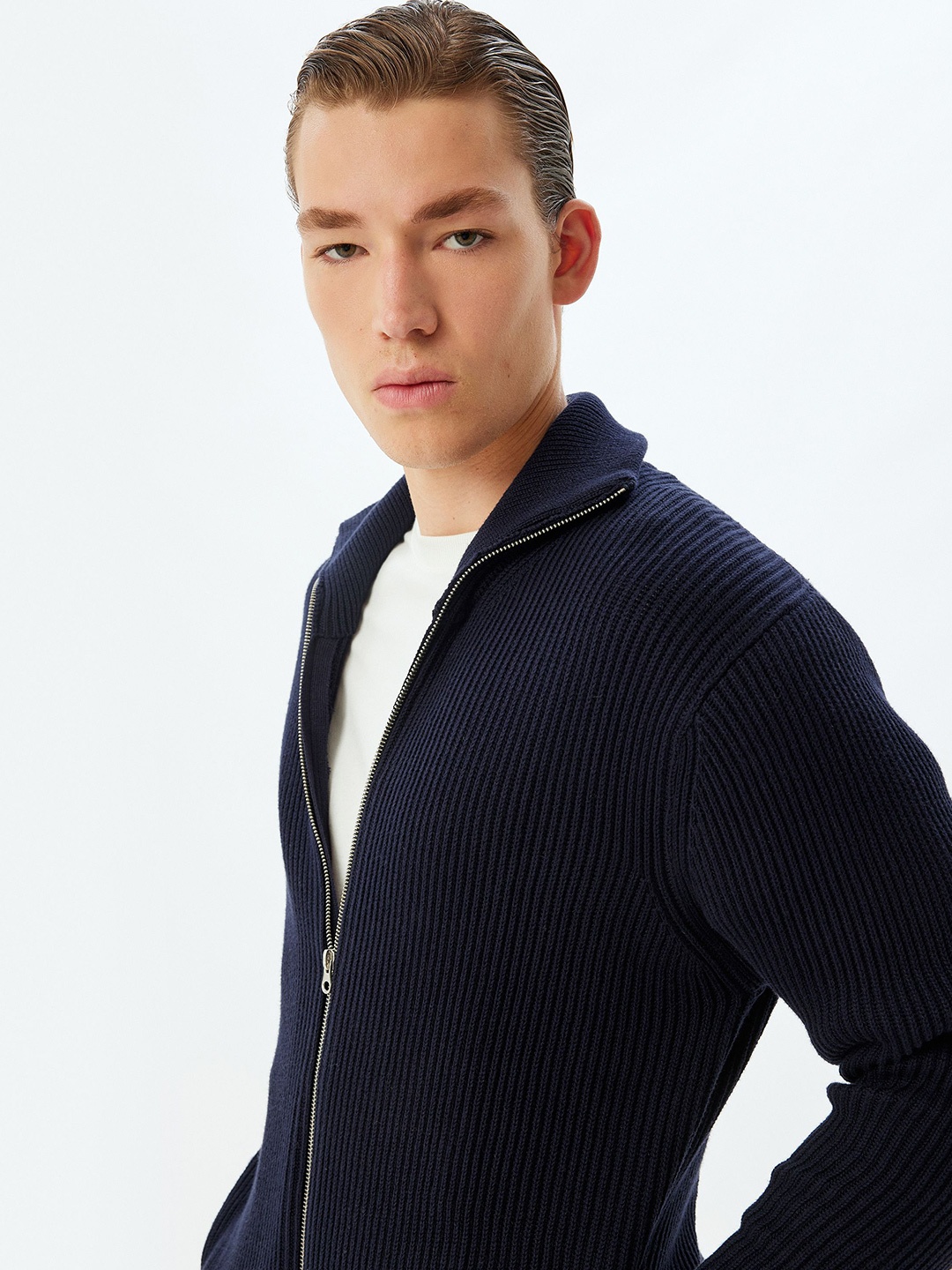 

Koton Men Cotton Zip Detail Cardigan, Blue