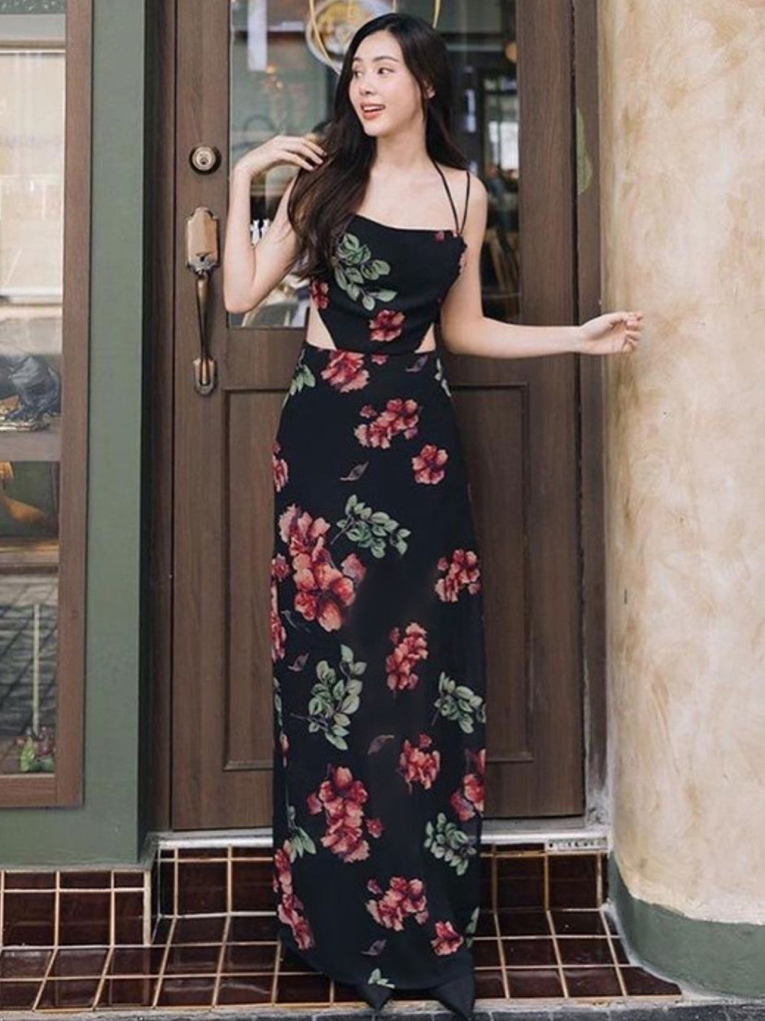

KPOP Women Floral Printed Shoulder Straps Maxi Dress, Black