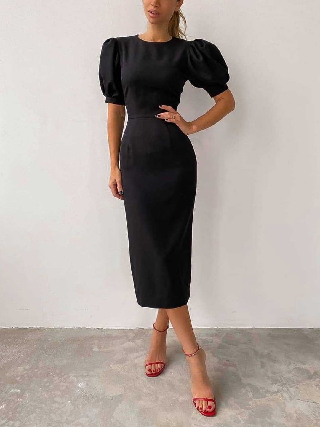 

StyleCast Women Round Neck Puff Sleeve Bodycon Midi Dress, Black