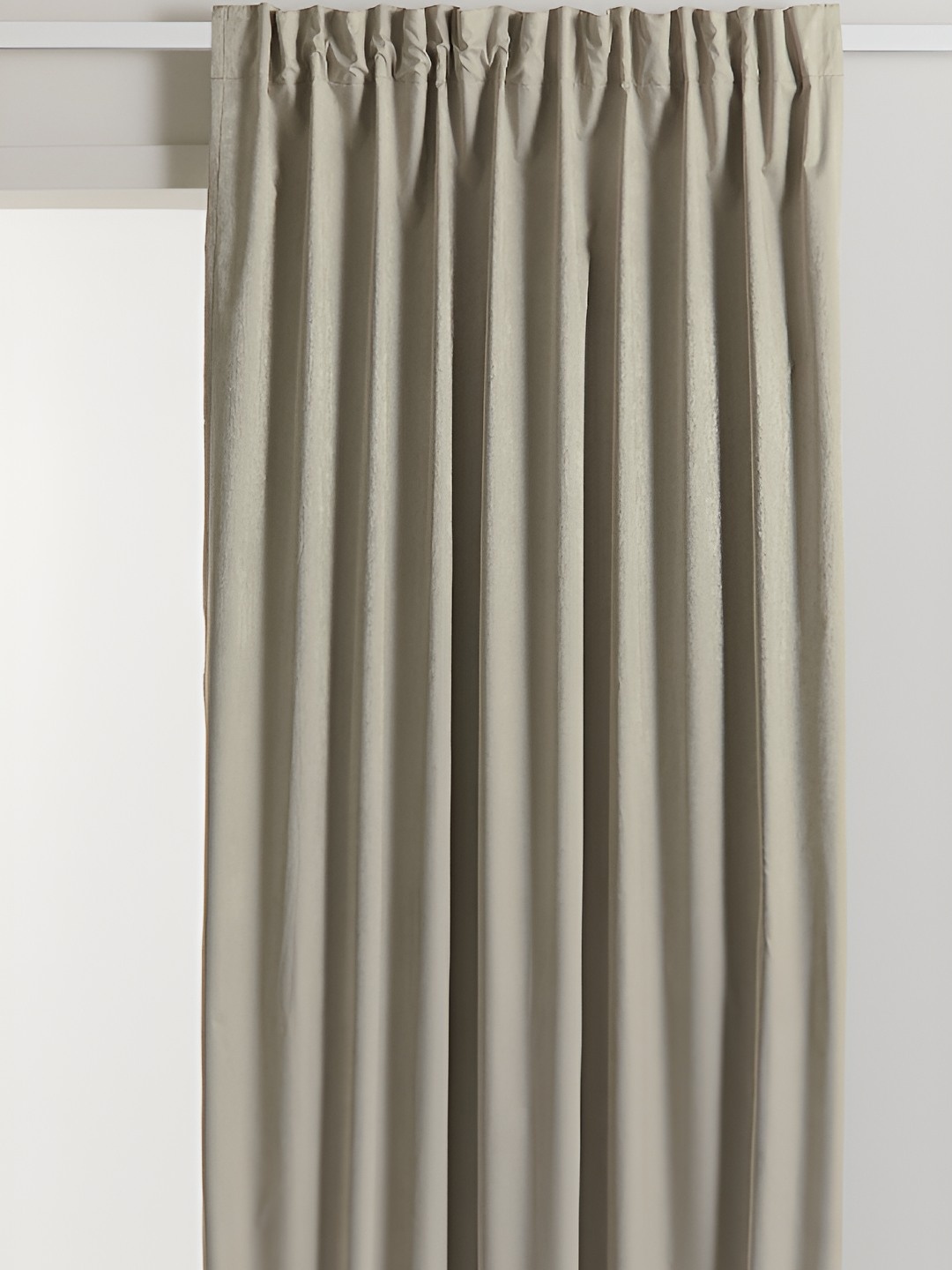 

H&M Beige 2-Pack Long Blackout Curtain Lengths
