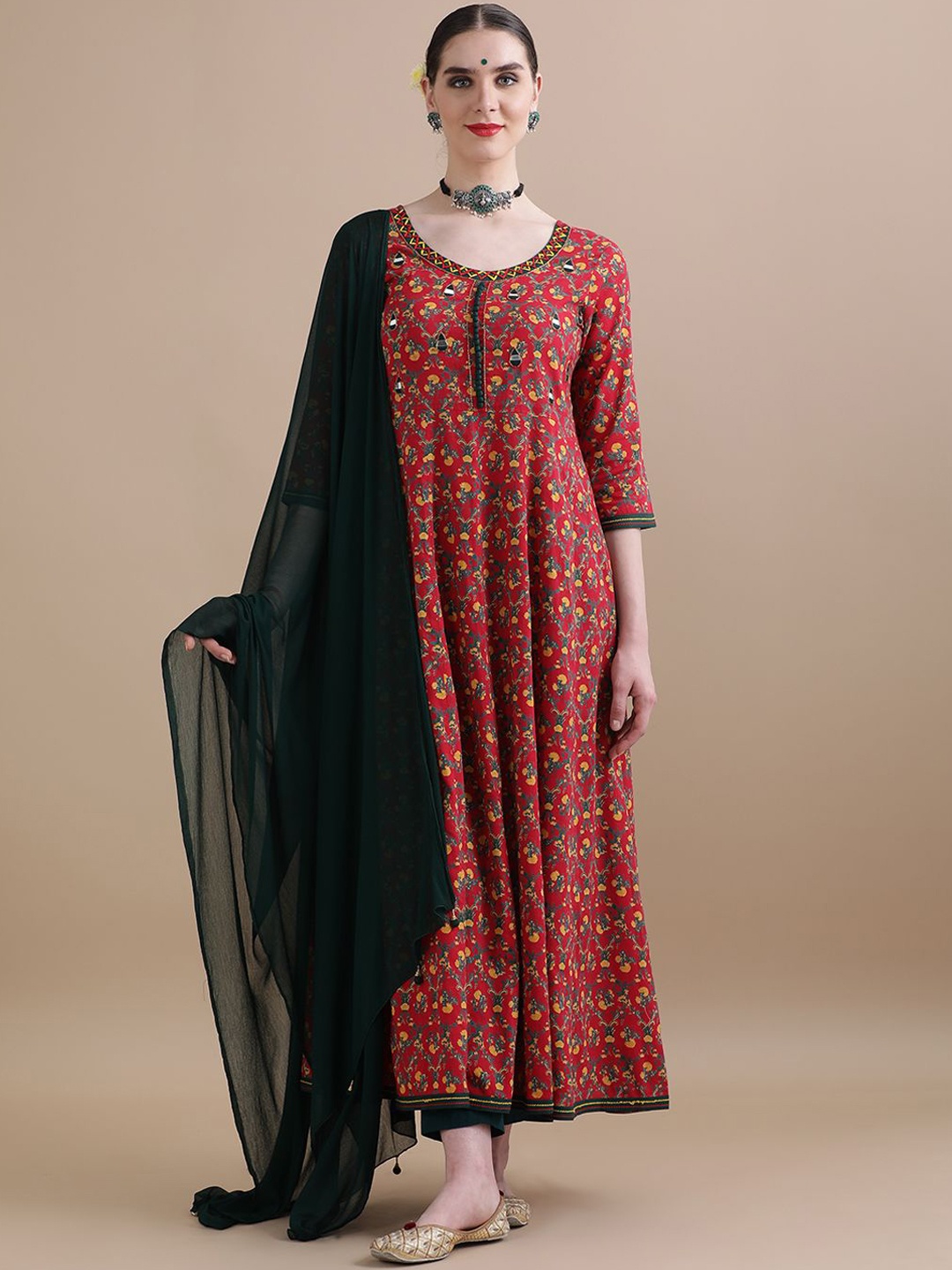 

Jaipur Kurti Floral Embroidered Mirror Work Pure Cotton Kurta with Trousers & Dupatta, Maroon