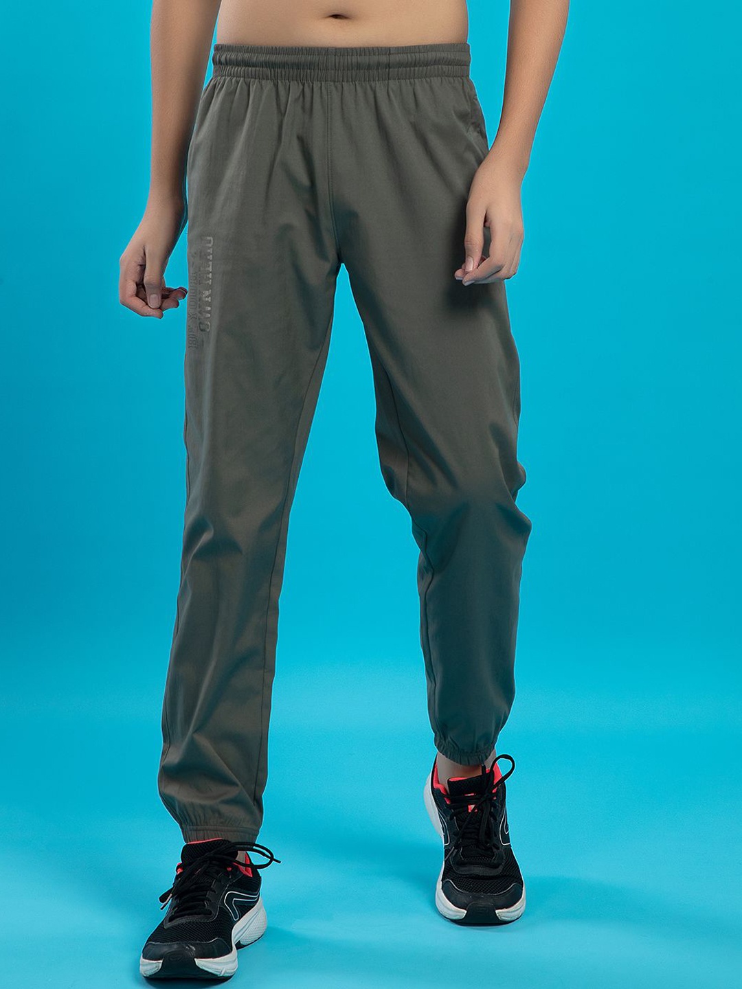 

Technosport Boys Solid Mid-Rise Joggers With Techno Guard, Olive