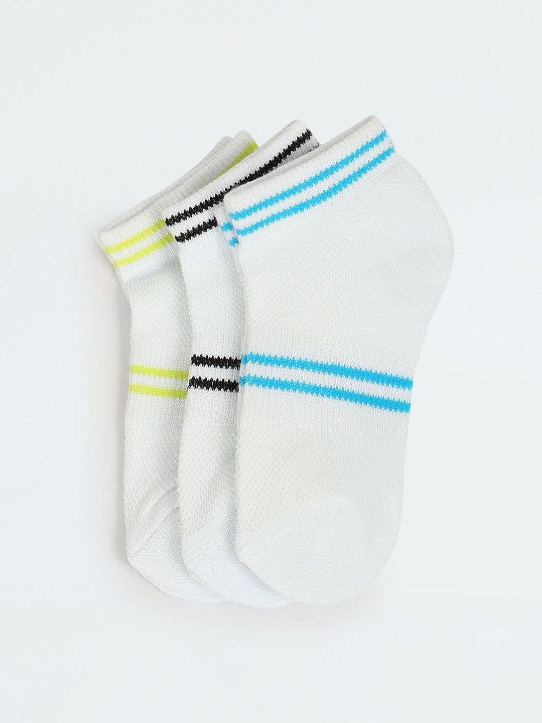 

max Boys Pack Of 3 Striped Ankle Length Socks, White
