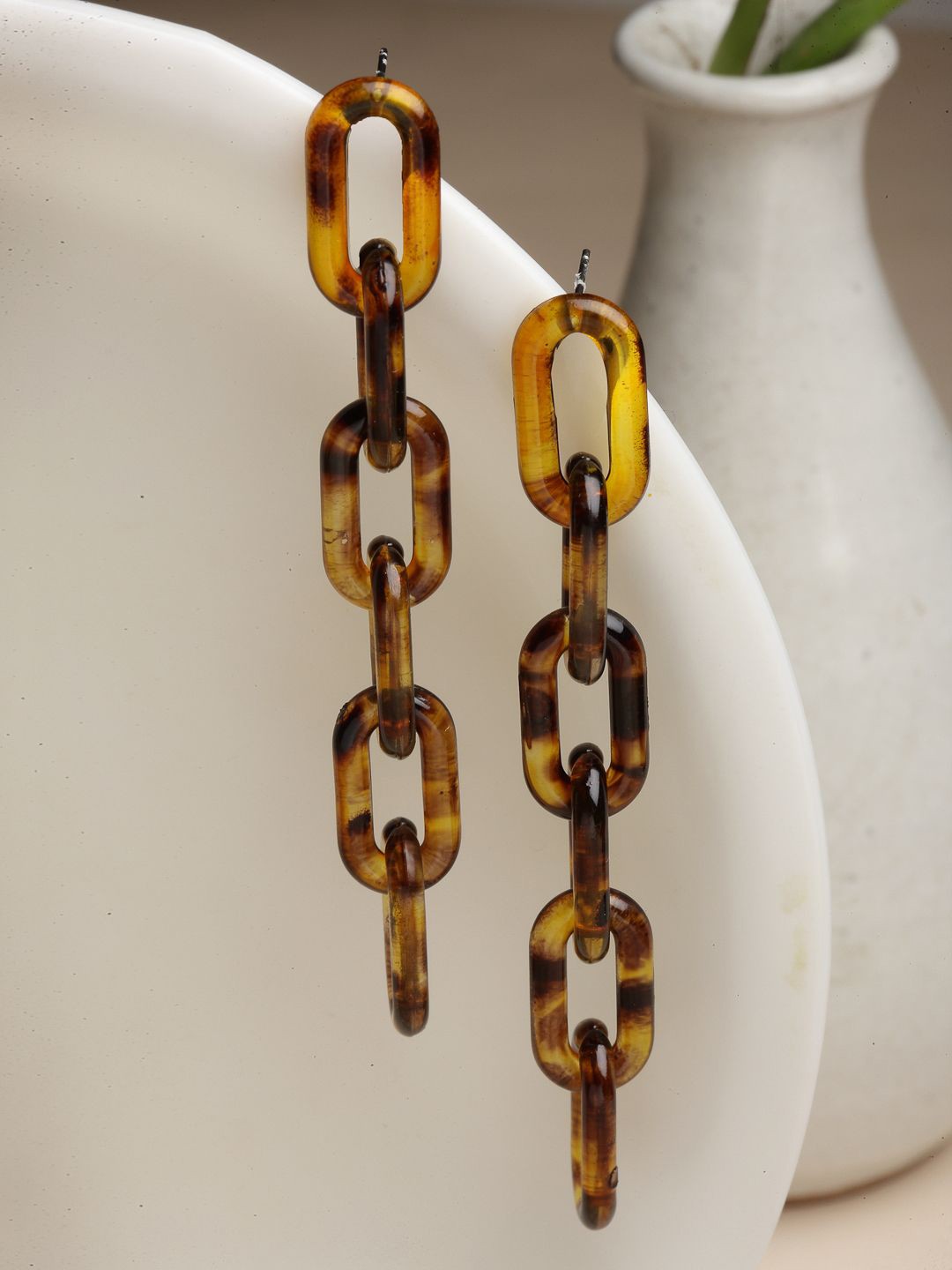 

DressBerry Contemporary Drop Earrings, Brown