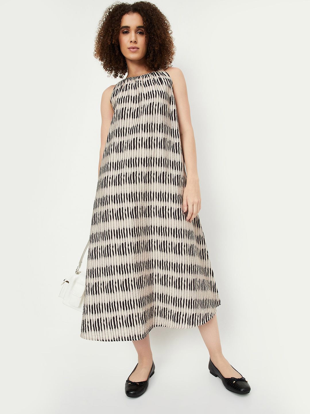 

max Printed Round Neck Sleeveless A-Line Midi Dress, Off white
