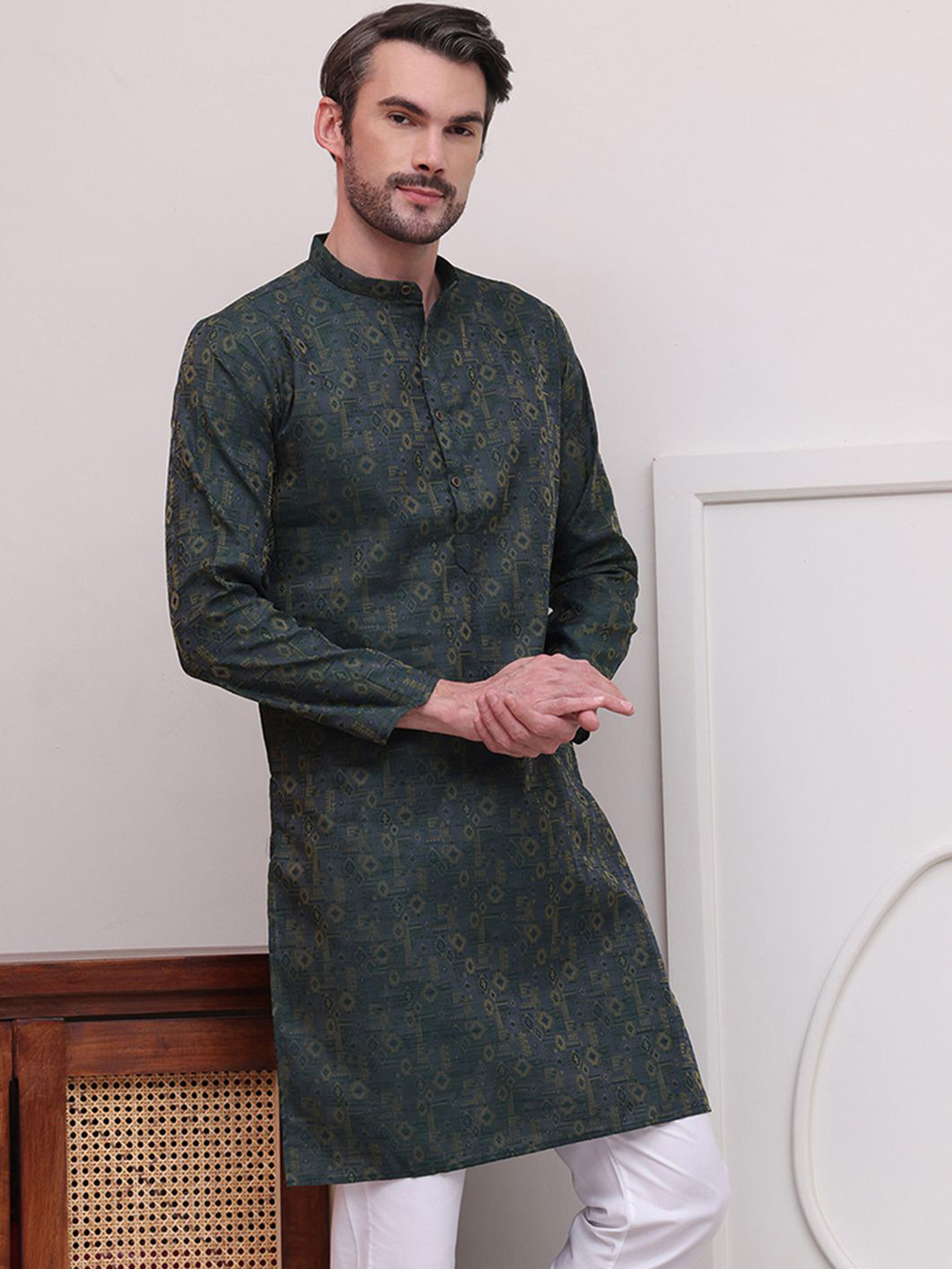 

Anouk Olive Geometric Woven Design Band Collar Long Sleeves Cotton Silk Straight Kurta