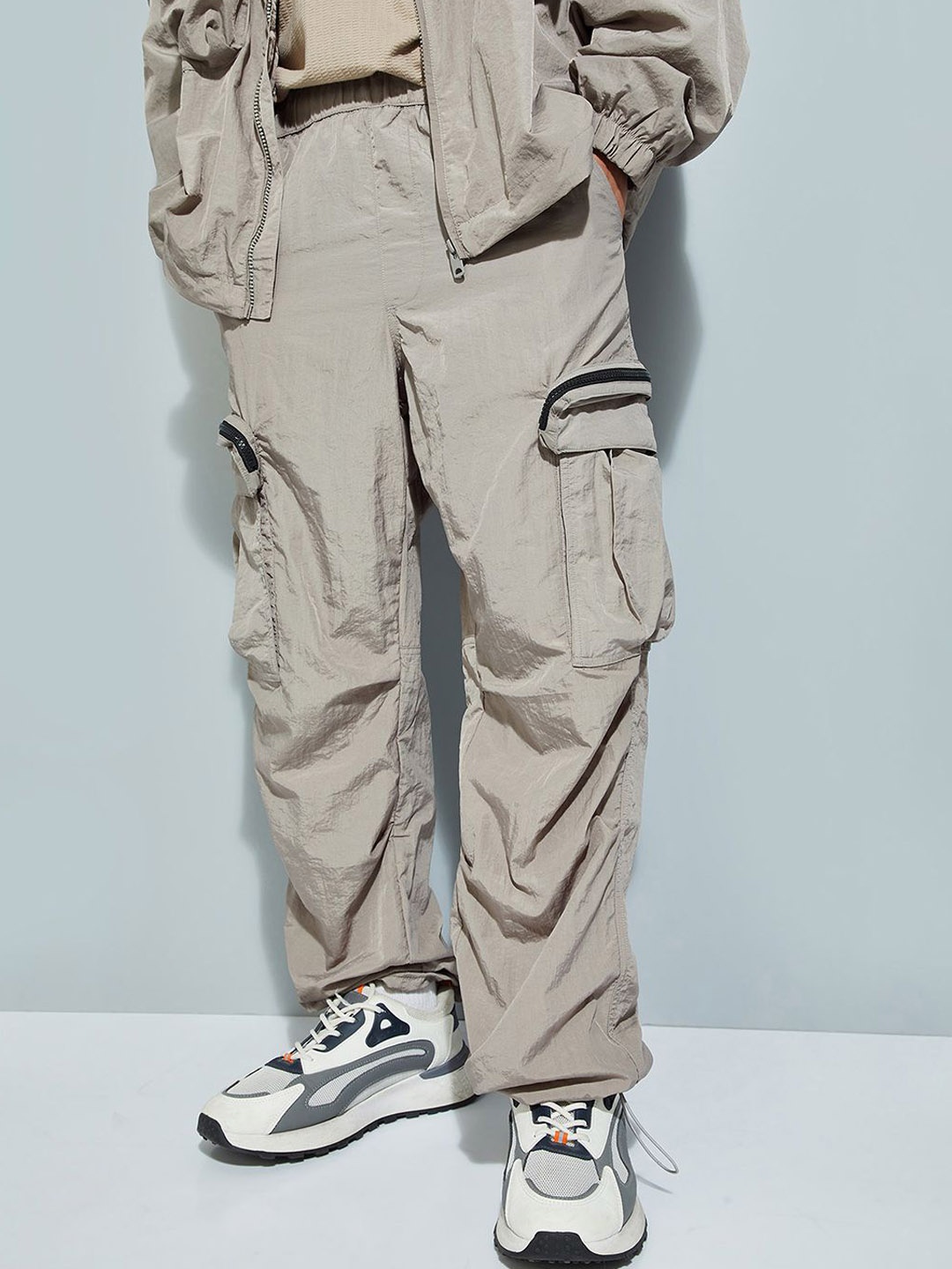 

max URB_N Men Solid Parachute Pants with Cargo Pockets, Grey