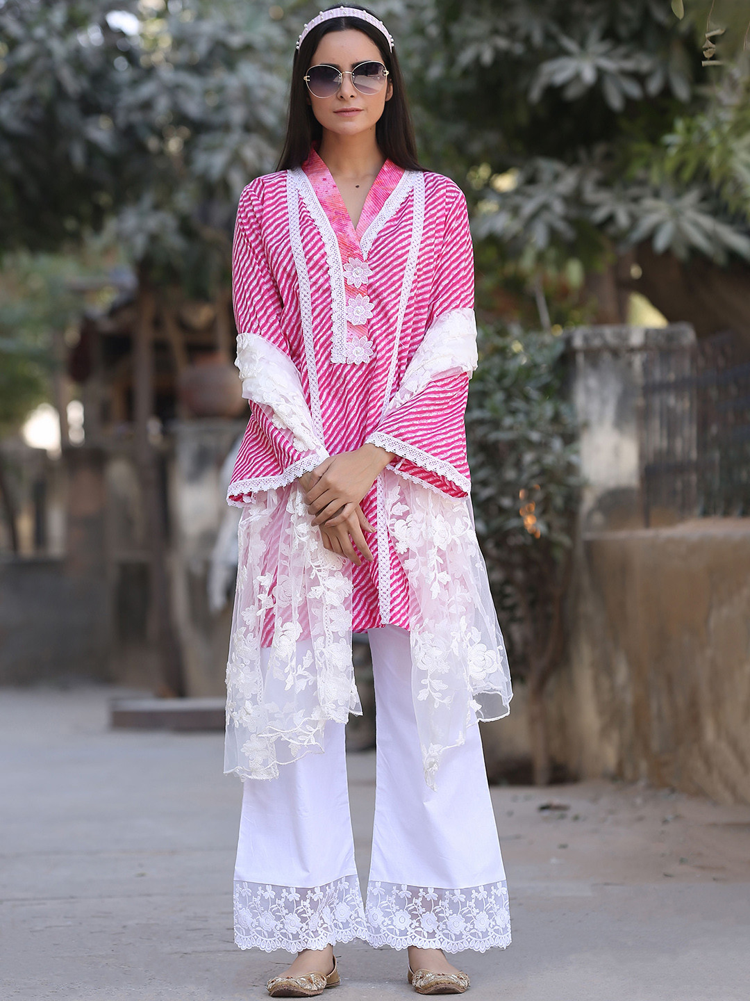 

KYETH Striped Pure Cotton A Line Kurta with Palazzos & Dupatta, Pink