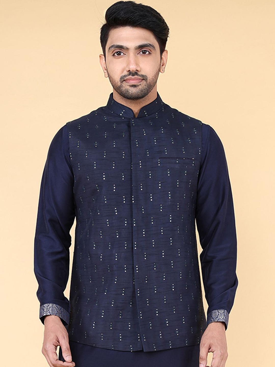 

ZOIS Men Embroidered Nehru Jackets, Navy blue