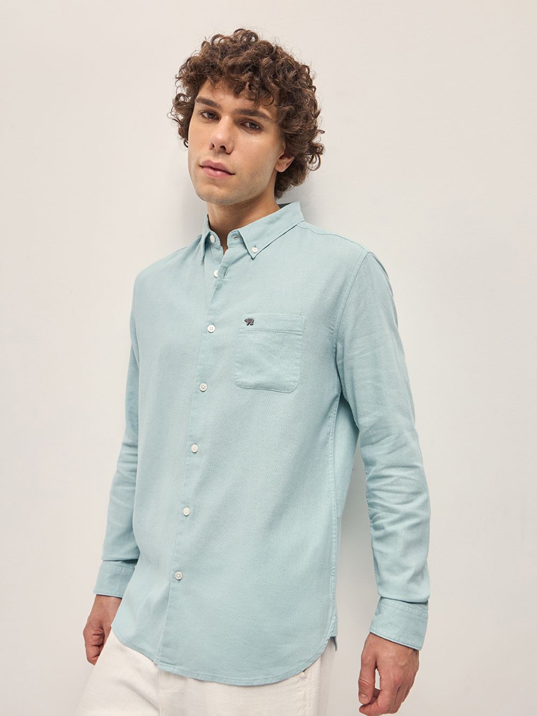 

THE BEAR HOUSE Men Button-Down Collar Solid Cotton Slim Fit Casual Shirt, Blue