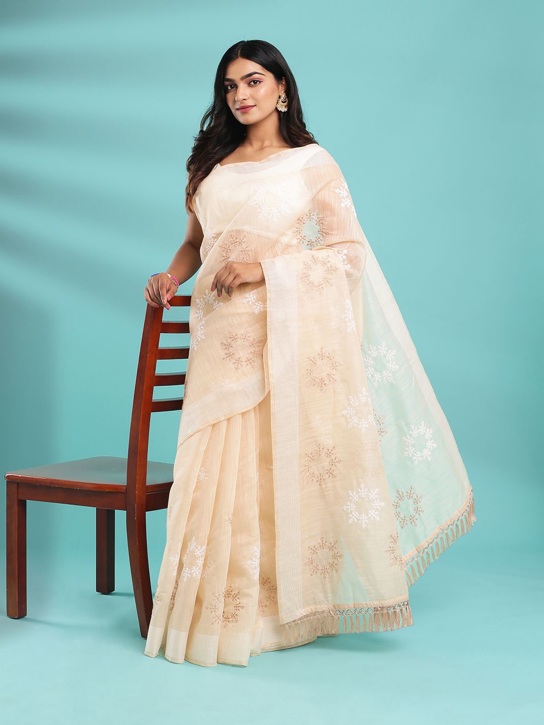 

Kalyan Silks Floral Embroidered Tussar Saree, Cream