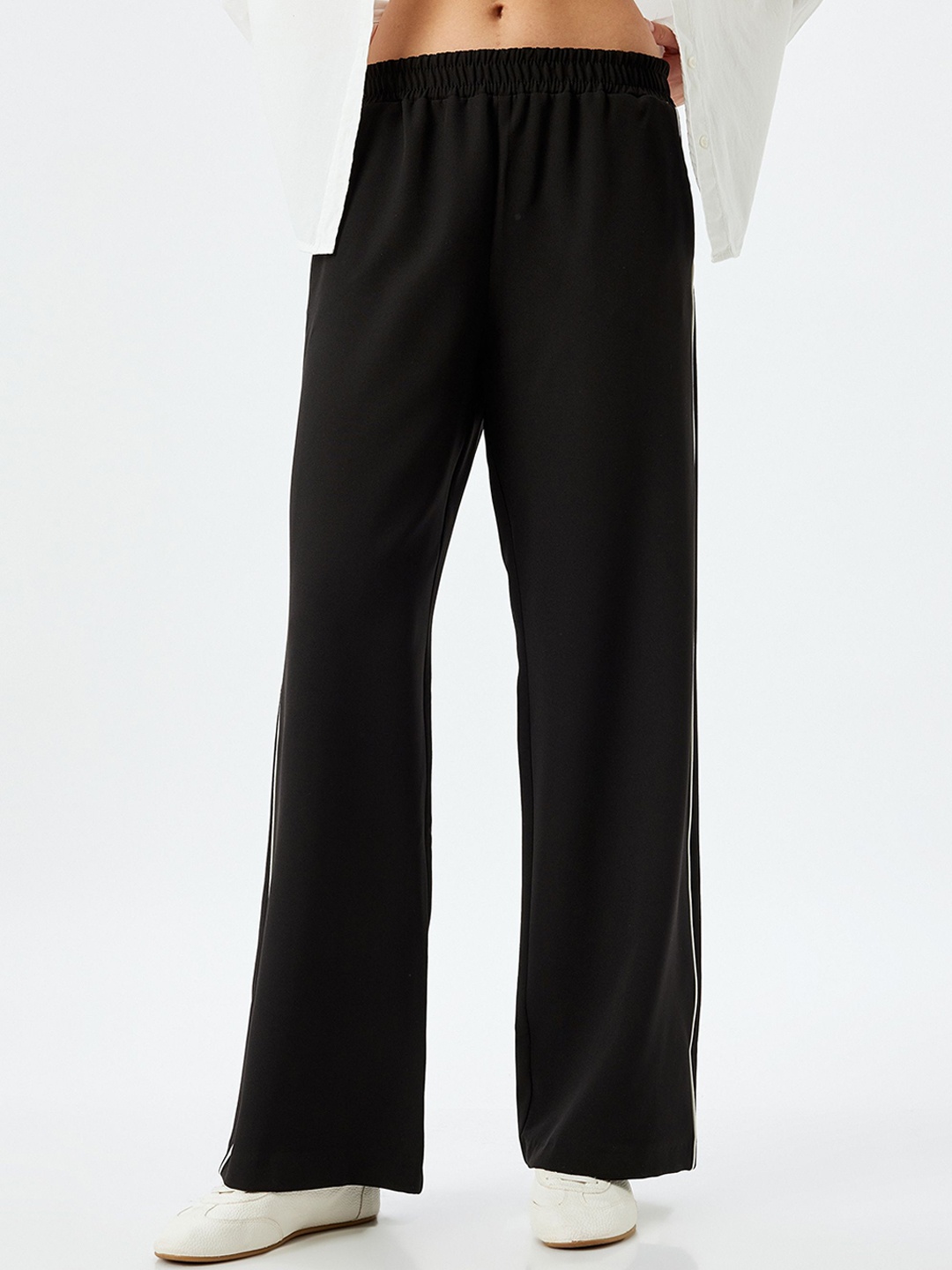 

Koton Women Mid-Rise Trousers, Black