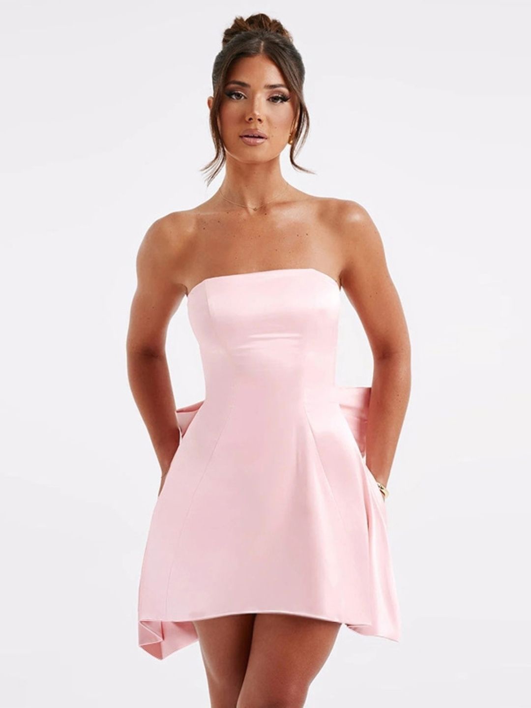 

KPOP Strapless Bandeau Mini Dress With Bow Details, Pink