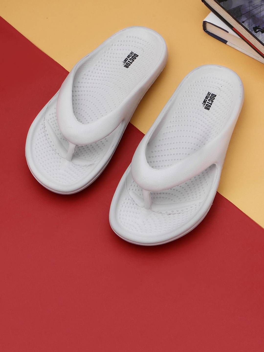 

DOCTOR EXTRA SOFT Men Croslite Thong Flip-Flops, Grey