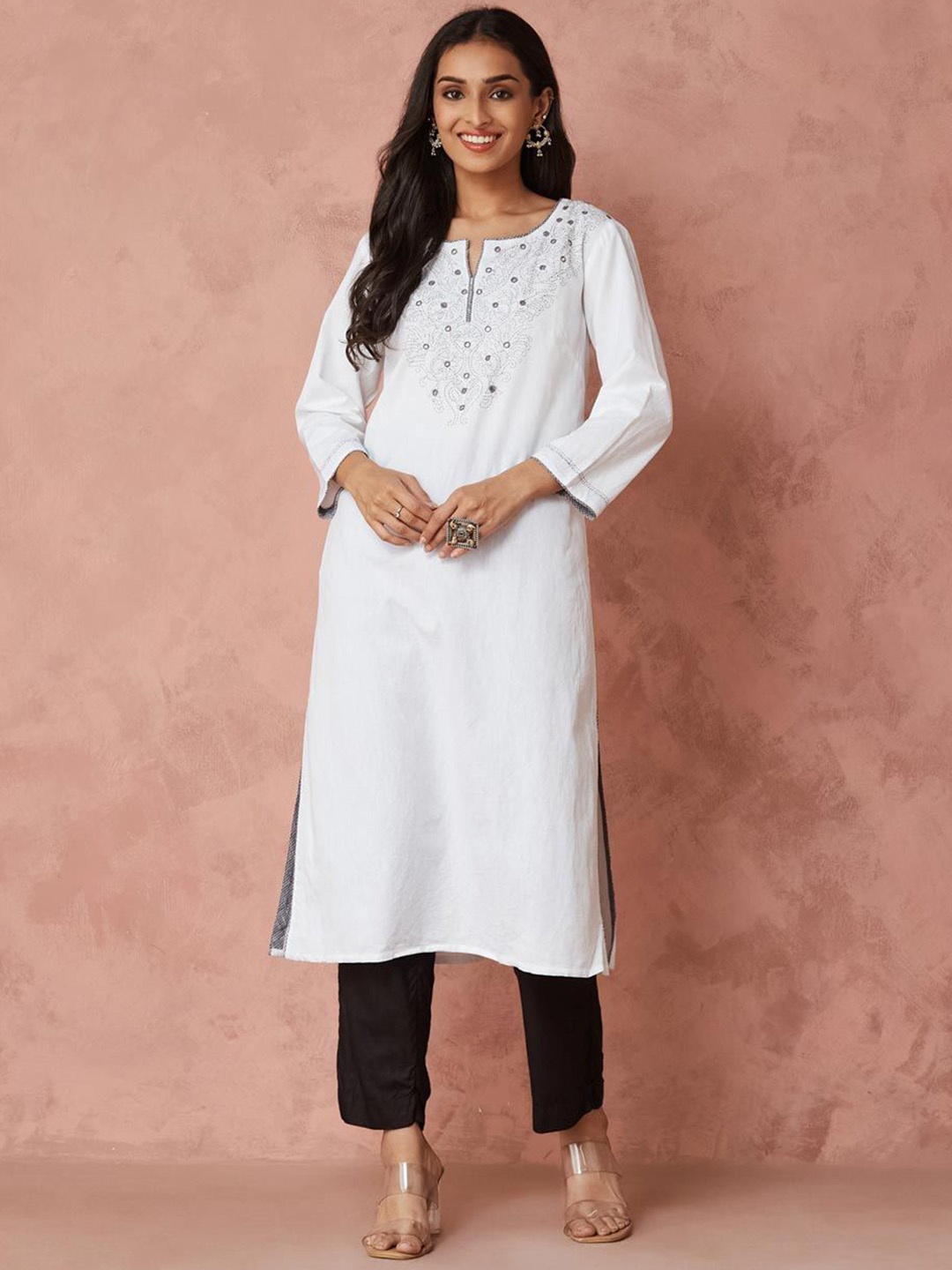 

Fabindia Floral Embroidered Cotton A-Line Kurta, White