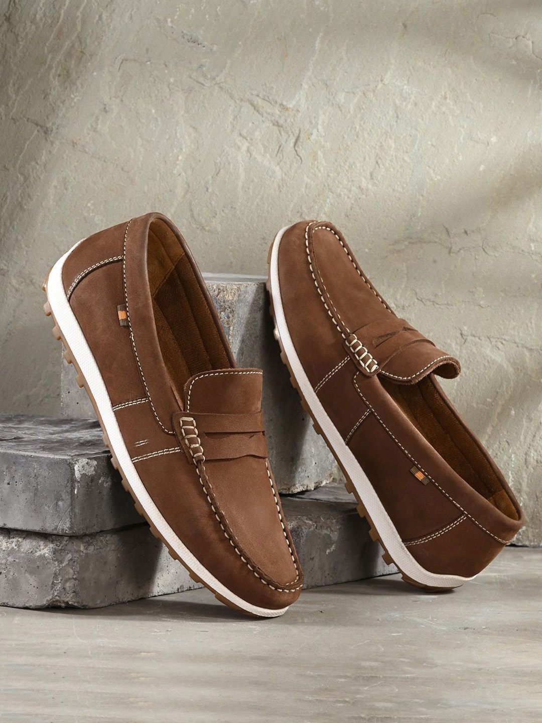 

Overdrive Men Colourblocked Leather Fashion, Brown