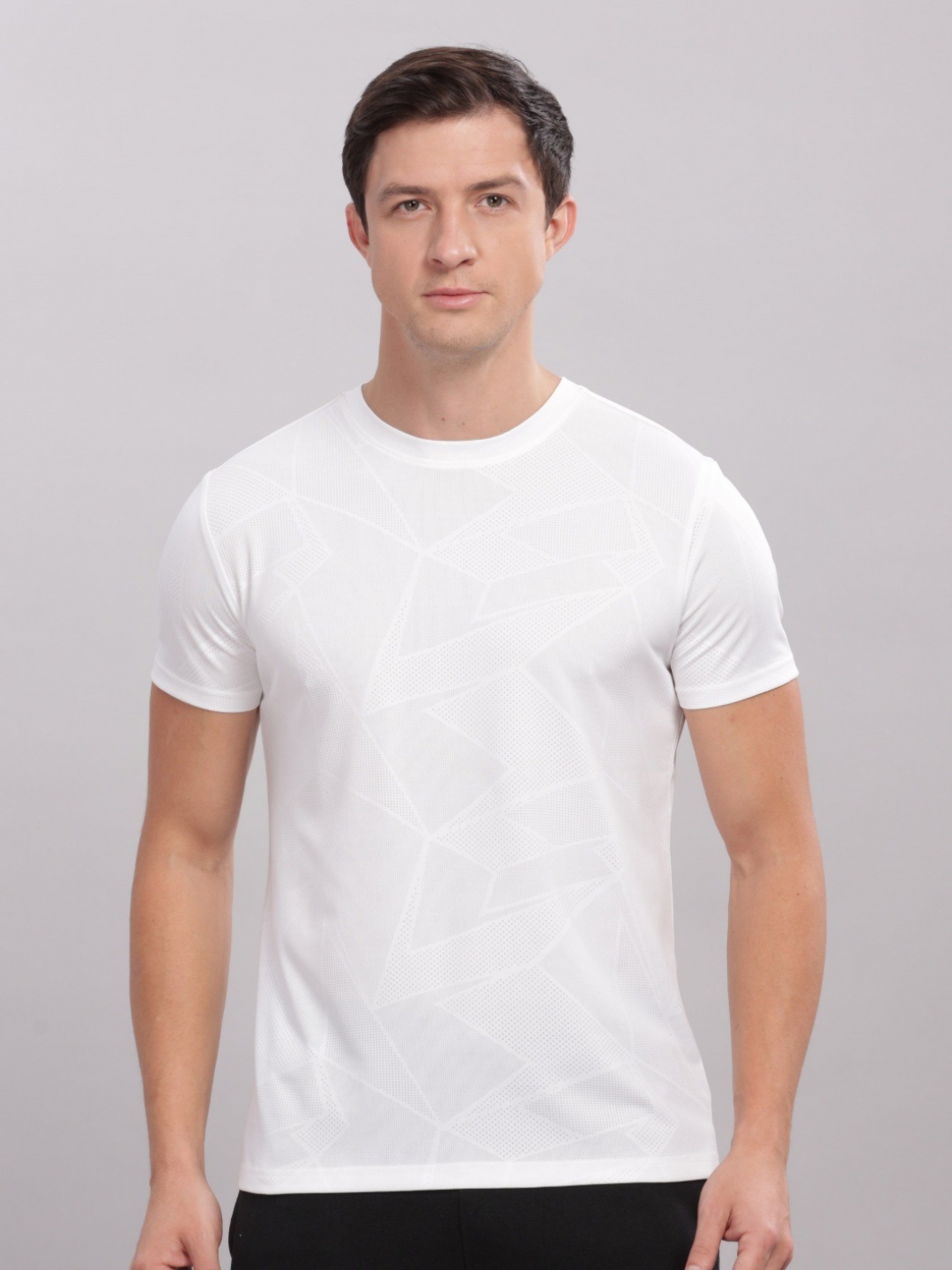 

Domin8 Men Soft Cotton Shrinkage Resistant Stretchable T Shirt With Chest Zipper Pocket, White