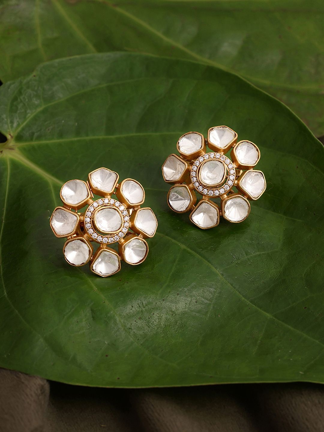 

Ruby Raang Gold-Plated Kundan Studded Contemporary Studs Earrings