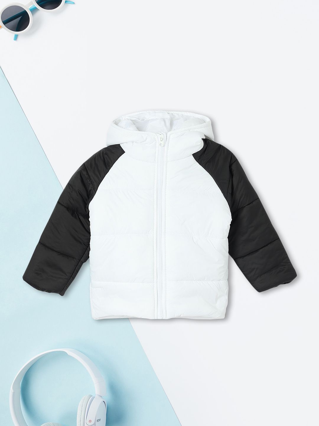 

max Boys Colourblocked Polyester Crop Padded Jacket, White